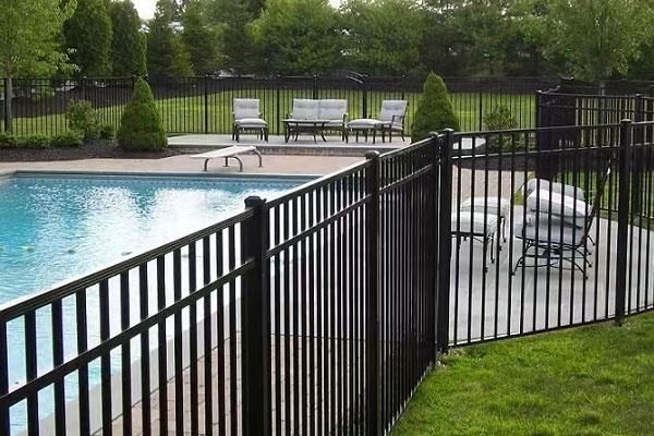 popular galvanized/aluminum 3 rails flat top ornamental swimming pool fence panels