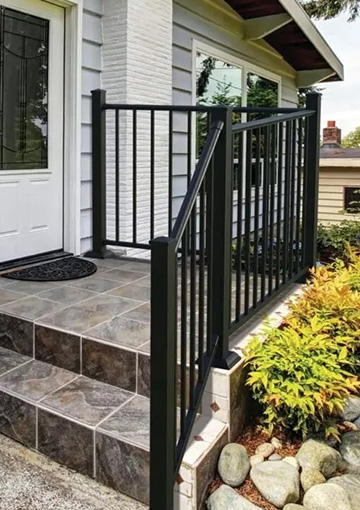 Home Garden Black Coated Hoop-Topped Metal Border Fence With Post And Bracket