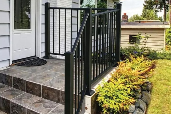 Customized Outdoor Metal Handrail Balcony Stair Porch Deck Fittings Tubular Steel Railing Aluminum Railing System